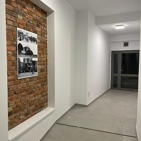 Golden Hour Apartments- Plac Slowianski 43 דירה *