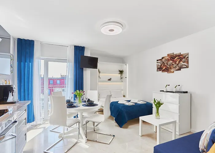 Golden Hour Apartments- Plac Slowianski 43 سفينويتشي